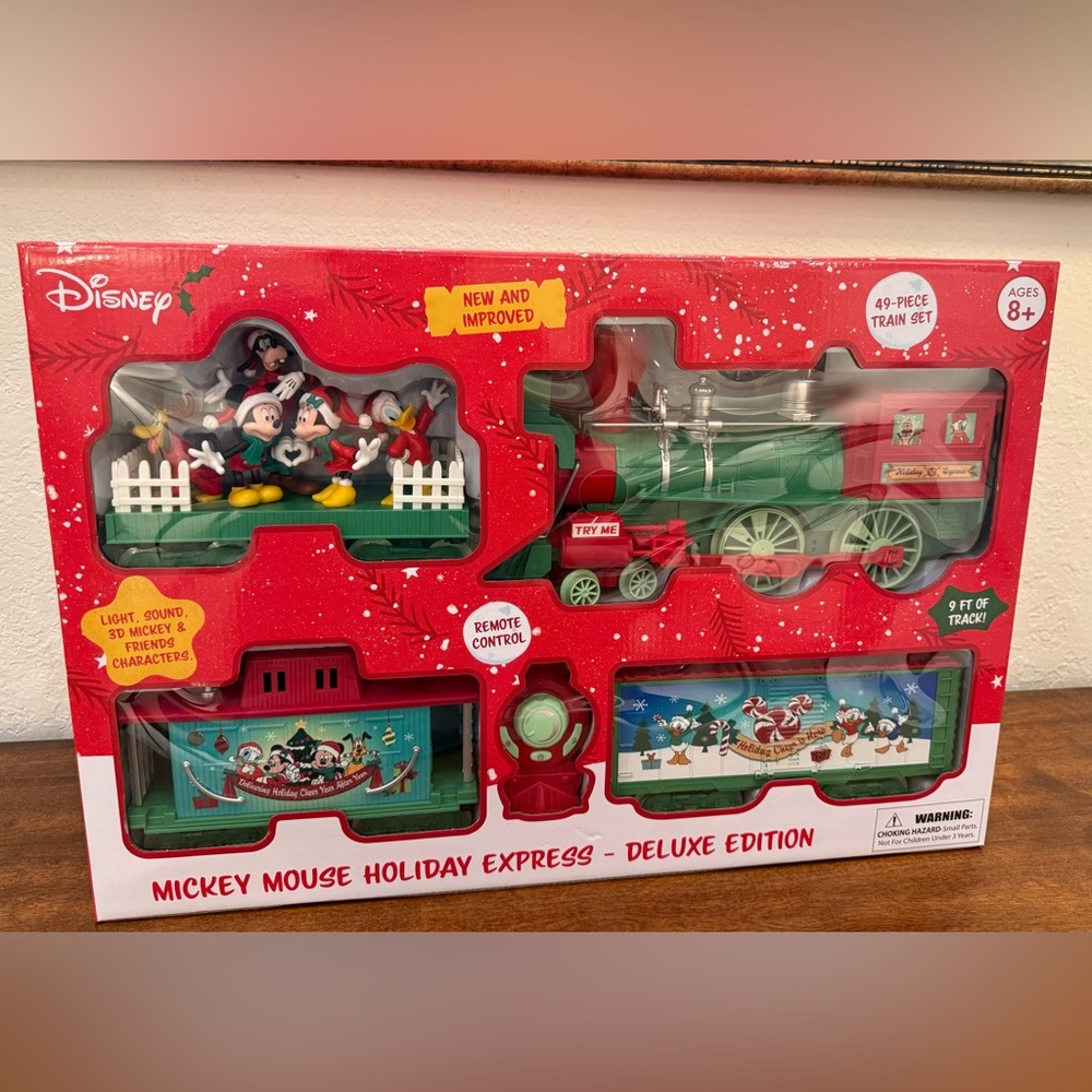 New Disney Festive Green and Red Train Set